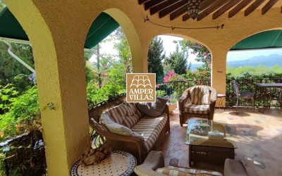 Storslått villa med vakker utsikt og privatliv i Sierra de Altea Golf.